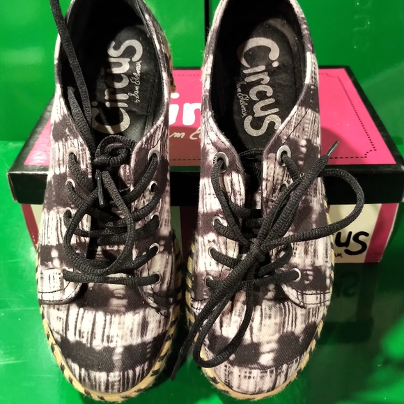 Sam Edelman Circus Platform Espradelle. Size 8M. - Picture 3 of 6